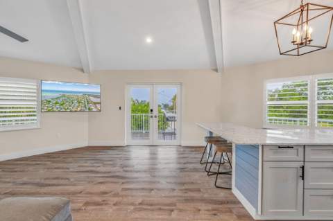 273 Indies Road, Ramrod Key FL - photo 7 of 36