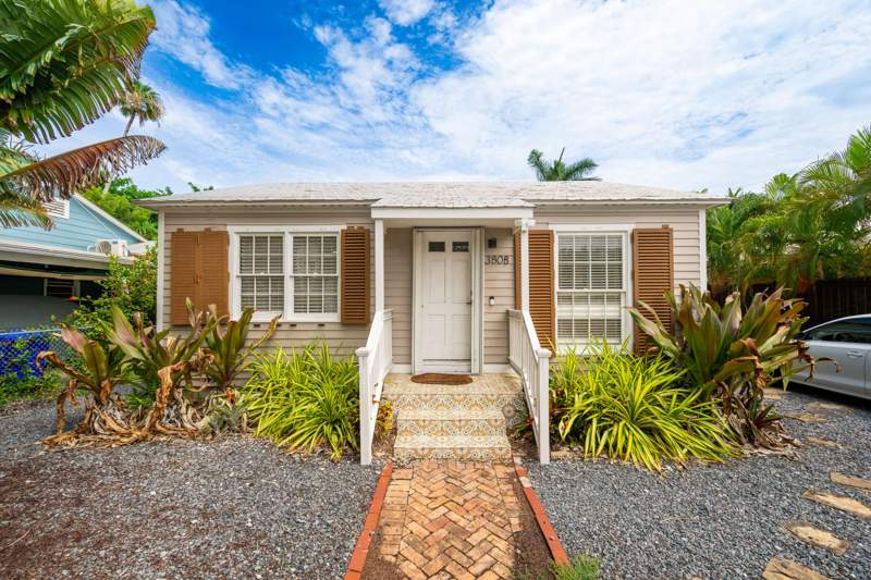 2 bedroom Single Family Residence at 3808 Duck Avenue, New Town - Unlisted (2.0), Key West — photo 2