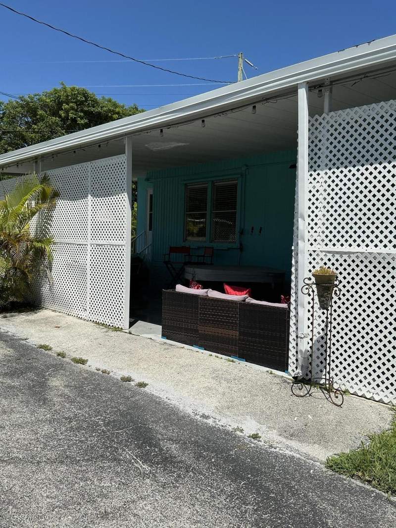 2 bedroom Mobile Home at 802 N Topaz, Silver Shores (96.0), Key Largo — photo 3