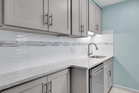 5301 Ocean Terrace #Apt 2, Marathon FL - photo 13 of 46