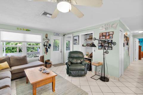 213 Parrish Drive, Marathon FL - photo 8 of 43