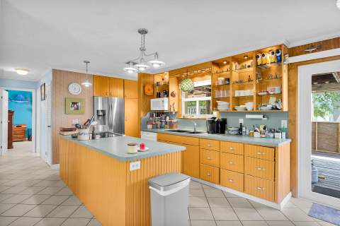 213 Parrish Drive, Marathon FL - photo 9 of 43
