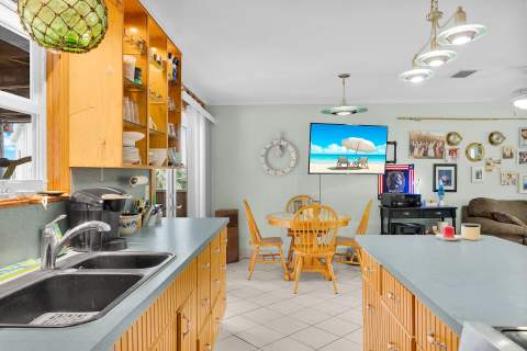 213 Parrish Drive, Marathon FL - photo 12 of 43