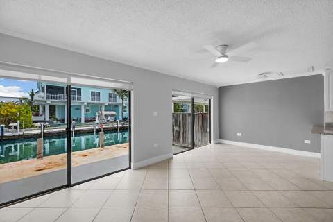 427 89Th Street Ocean, Marathon FL - photo 8 of 33