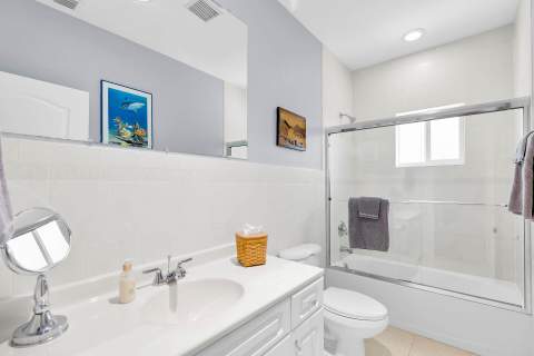 54 Tarpon Avenue, Key Largo FL - photo 7 of 35