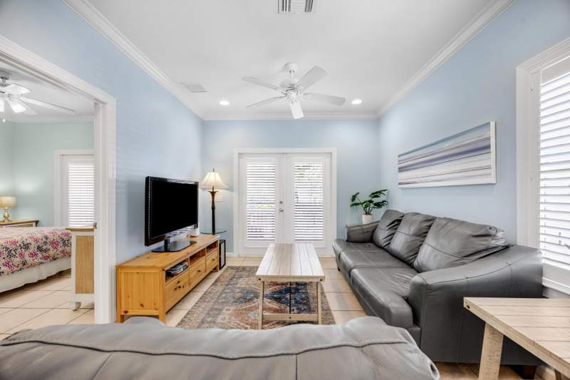 3 bedroom Single Family Residence at 15 Coral Way, Maloney Sub (5.0), Stock Island — photo 3