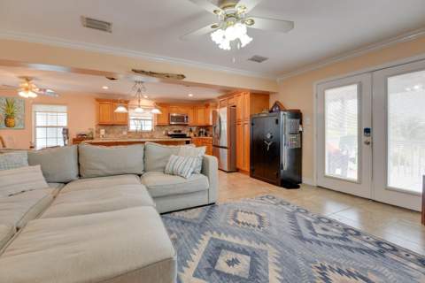 706 E Caribbean Drive, Summerland Key FL - photo 7 of 39
