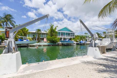 466 W Shore Drive, Summerland Key FL - photo 15 of 46