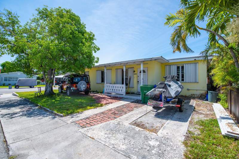 4 bedroom Single Family Residence at 3746 Paula Avenue, Pearlman Est (4.0), Key West — photo 2