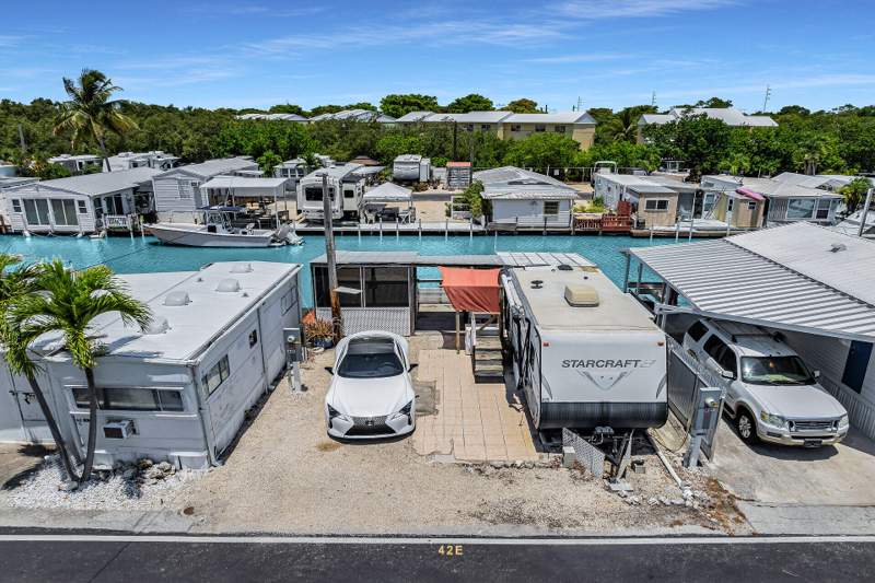 0 bedroom Mobile Home at 6099 Overseas Highway #42E, Keys RV/Mobile Home Condominium (50.5), Marathon — photo 3