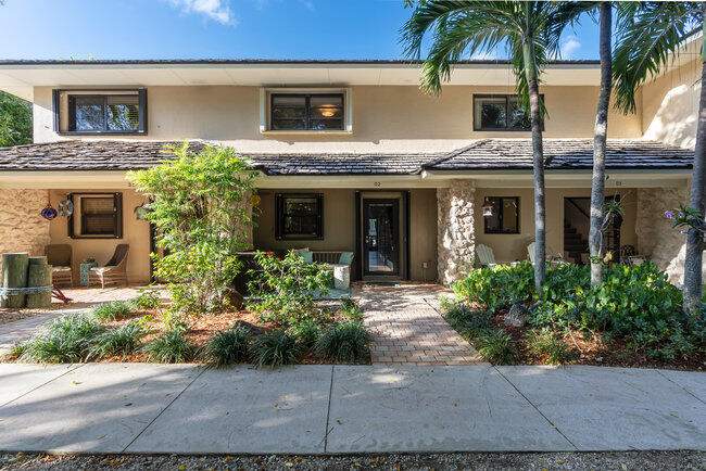 2 bedroom Townhouse at 96000 Overseas Highway #Apt D2, Buttonwood Bay (96.0), Key Largo — photo 3