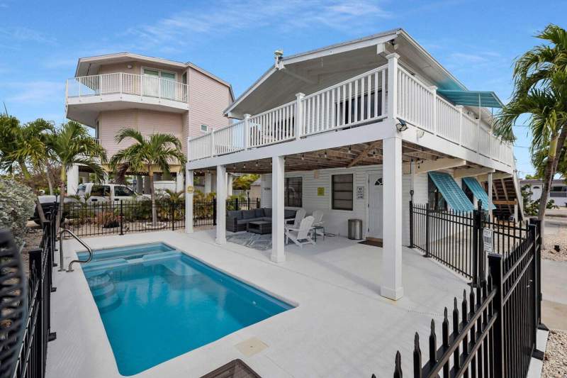 2 bedroom Single Family Residence at 699 116th Street Ocean, Little Venice (53.0), Marathon — photo 3