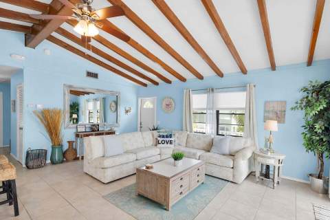 699 116th Street Ocean, Marathon FL - photo 13 of 37