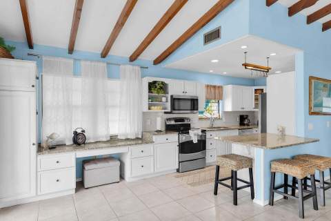 699 116th Street Ocean, Marathon FL - photo 16 of 37