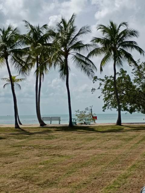 106 S Bay Harbor Drive, Key Largo FL - photo 17 of 18