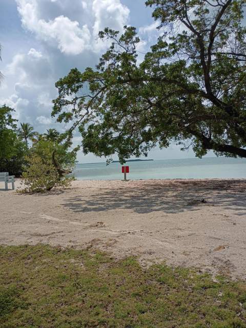 106 S Bay Harbor Drive, Key Largo FL - photo 18 of 18