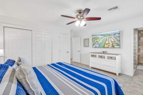 581 10th Street, Key Colony FL - photo 13 of 50