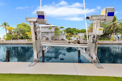 182 Airstream Lane, Plantation Key FL - photo 7 of 42