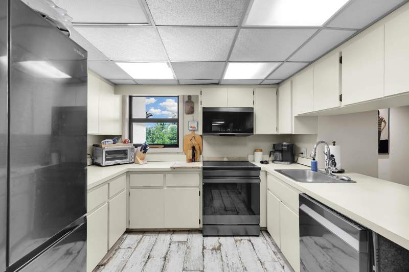 3 bedroom Condominium at 1998 Overseas Highway #Apt 24A, Faro Blanco (48.0), Marathon — photo 5