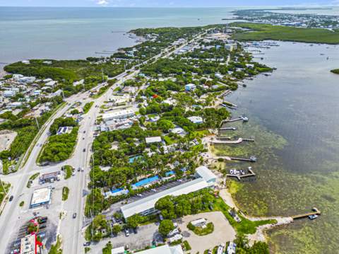 92550 Overseas Highway #Apt 214, Key Largo FL - photo 6 of 37