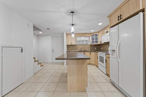 92550 Overseas Highway #Apt 214, Key Largo FL - photo 21 of 37