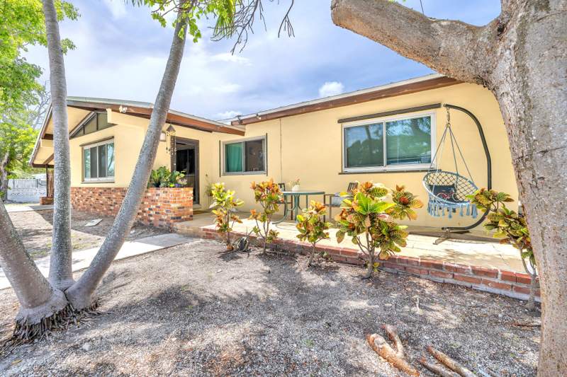 4 bedroom Single Family Residence at 1500 5th Street, Ser-Deb Estates (3.0), Key West — photo 2