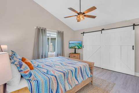101 N Coral Lane, Key Colony FL - photo 14 of 43