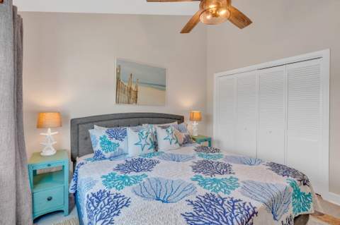 101 N Coral Lane, Key Colony FL - photo 20 of 43