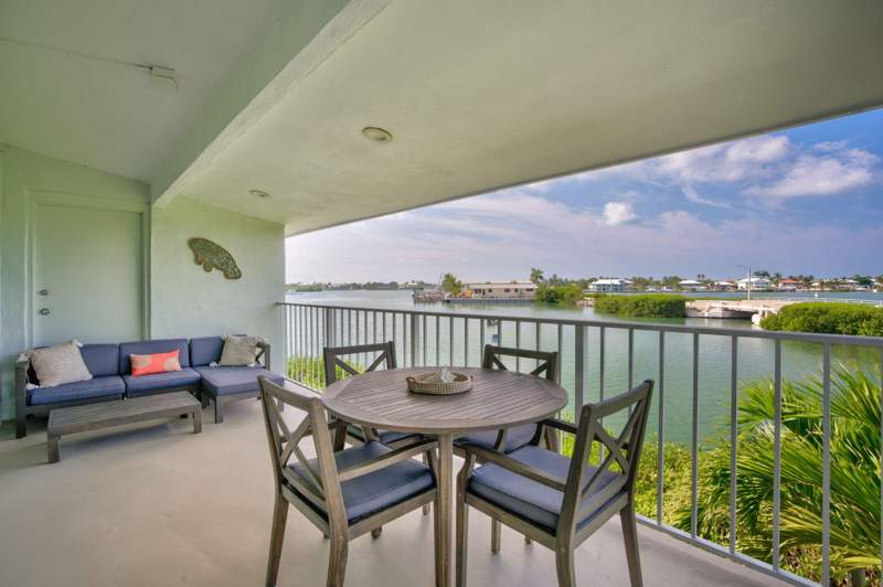 2 bedroom Half Duplex at 101 N Coral Lane, Key Colony Beach Botel (53.5), Key Colony — photo 2