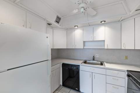 2000 Coco Plum Drive #106, Marathon FL - photo 6 of 41
