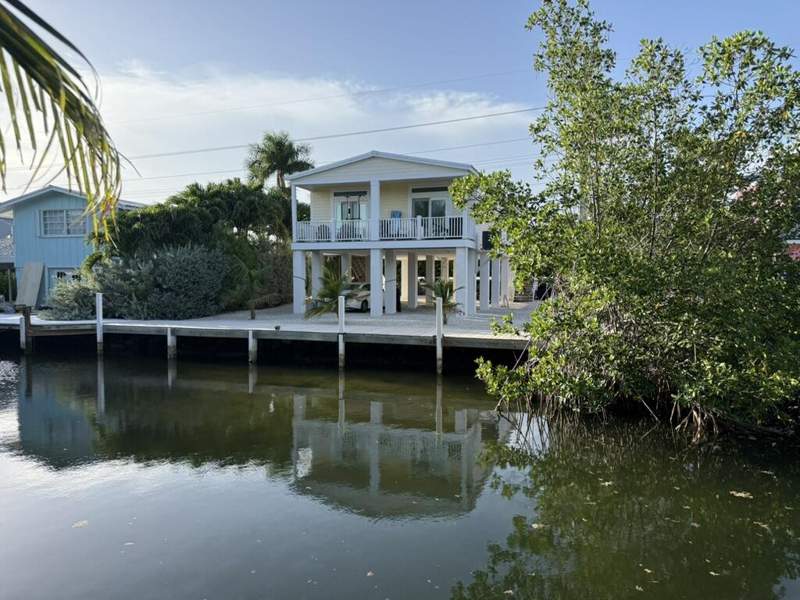 3 bedroom Single Family Residence at 23940 Overseas Highway, Dobie's Sub (24.0), Summerland Key — photo 2