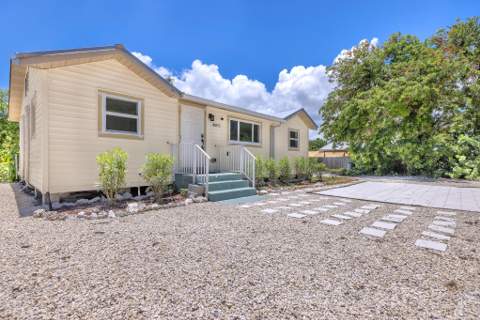 30372 Palm Drive, Big Pine Key FL - photo 7 of 43
