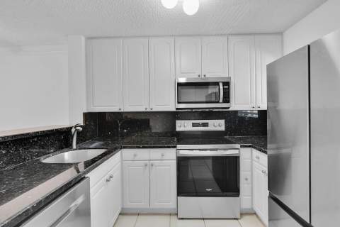98402 Windward Avenue, Key Largo FL - photo 11 of 37