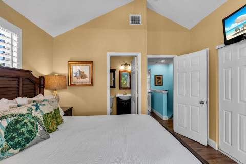 7103 Harbor Village Drive, Duck Key FL - photo 22 of 37