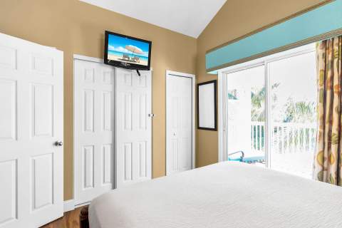 7103 Harbor Village Drive, Duck Key FL - photo 23 of 37