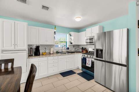 26D 11Th Avenue, Stock Island FL - photo 16 of 42