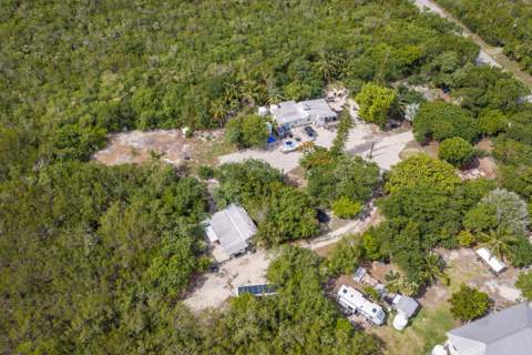 2231 Middle Torch Road, Middle Torch Key FL - photo 21 of 40