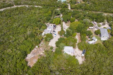 2231 Middle Torch Road, Middle Torch Key FL - photo 22 of 40