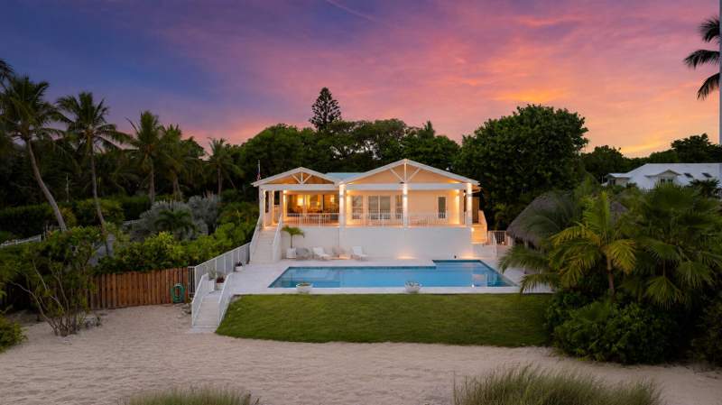 3 bedroom Single Family Residence at 197 Lowe Street, Tavernier Beach (91.5), Key Largo — photo 2
