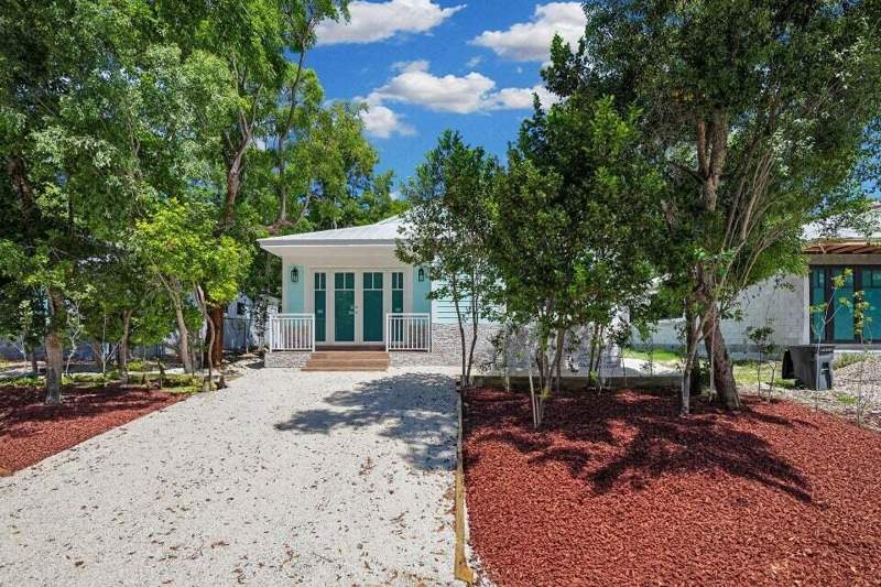 3 bedroom Single Family Residence at 68 Coral Way, Paradise Point (105.0), Key Largo — photo 2