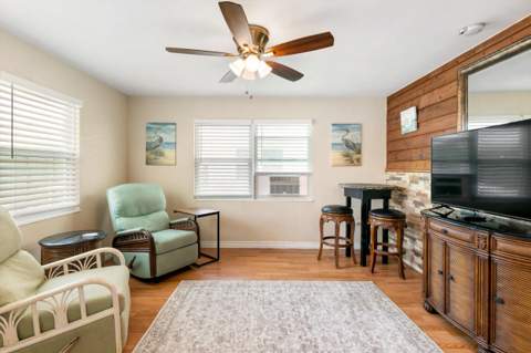 31032 Hollerich Drive, Big Pine Key FL - photo 10 of 67