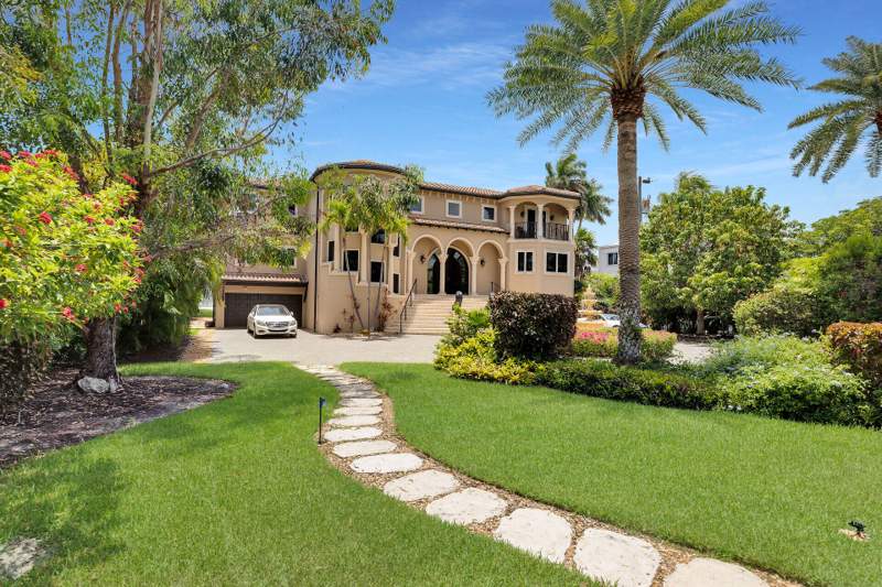 5 bedroom Single Family Residence at 119 Coco Plum Drive, Coco Plum Beach (54.5), Marathon — photo 5
