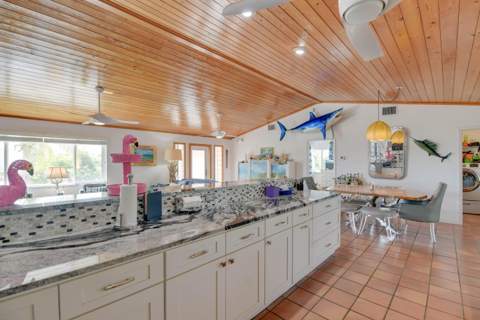 1518 Sunrise Drive, Big Pine Key FL - photo 14 of 56