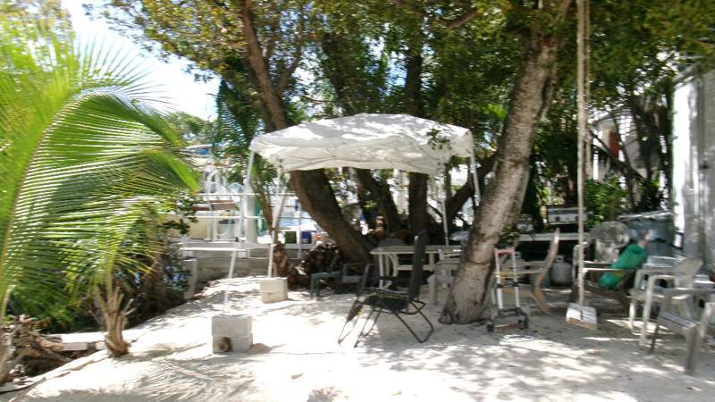 2 bedroom Single Family Residence at 956 Shaw Drive, Twin Lakes (103.0), Key Largo — photo 3