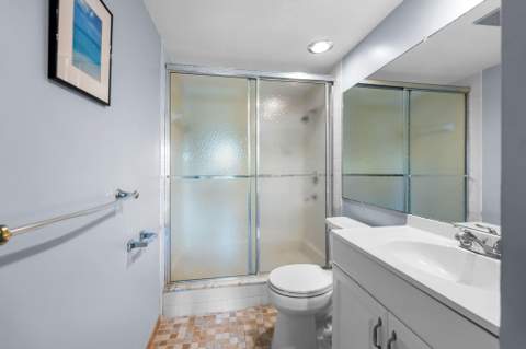 601 W Ocean Drive #312D, Key Colony FL - photo 22 of 31