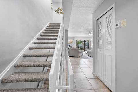 601 W Ocean Drive #312D, Key Colony FL - photo 7 of 31