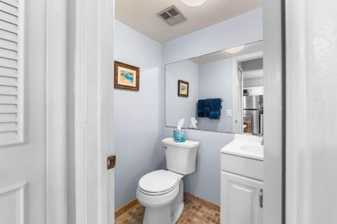 601 W Ocean Drive #312D, Key Colony FL - photo 18 of 31