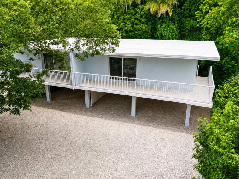 4 bedroom Duplex at 1306 &1308 51St Street Gulf, Woodburns Sub (49.5), Marathon — photo 2