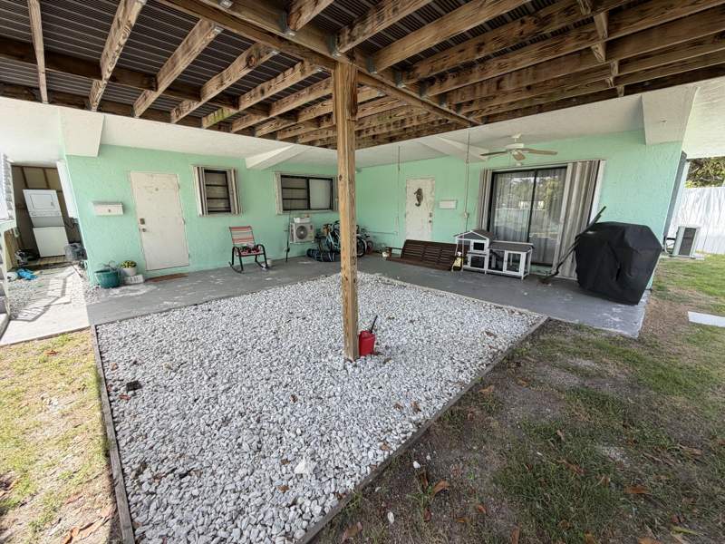 4 bedroom Single Family Residence at 322 3rd Road, Largo Sound Vill (104.0), Key Largo — photo 5