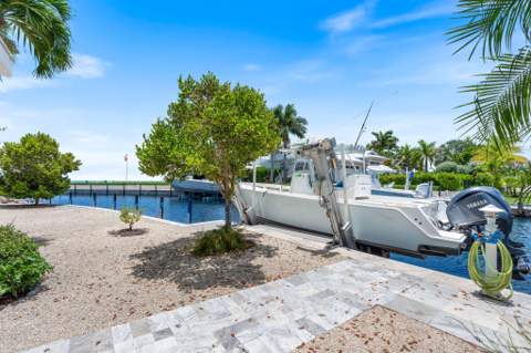202 Plantation Shores Drive, Plantation Key FL - photo 17 of 57